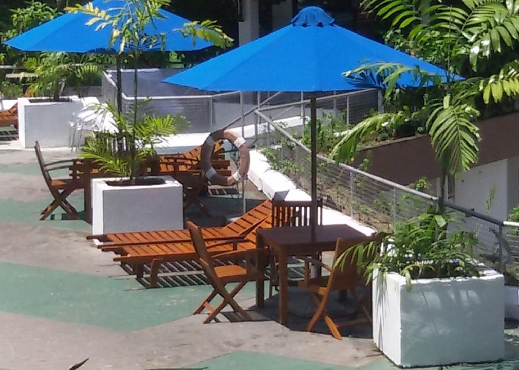 Hotel Topaz Kandy Exteriör bild