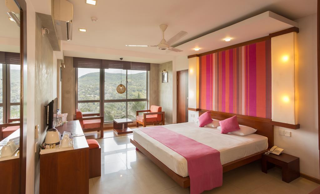 Hotel Topaz Kandy Exteriör bild