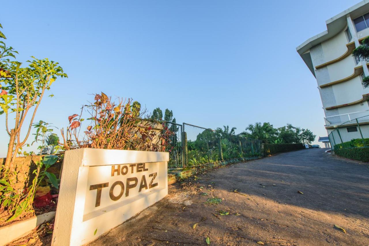 Hotel Topaz Kandy Exteriör bild