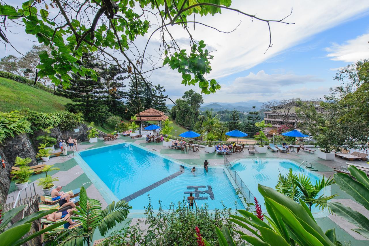 Hotel Topaz Kandy Exteriör bild