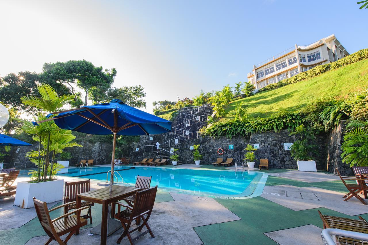 Hotel Topaz Kandy Exteriör bild